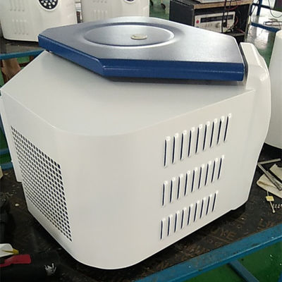 La velocidad de la exhibición del LCD refrigeró la centrifugadora 12000 RPM