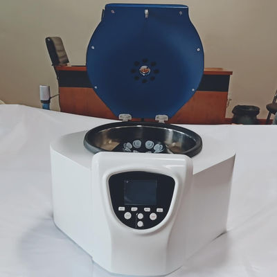 Investigación experimental de la centrifugadora de poca velocidad de la capacidad máxima 8×20ml