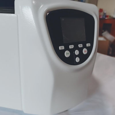 Investigación experimental de la centrifugadora de poca velocidad de la capacidad máxima 8×20ml